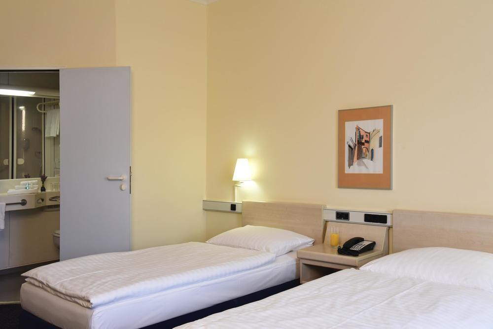 Intercityhotel Stuttgart Kültér fotó