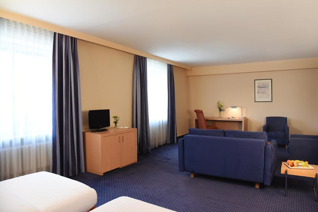 Intercityhotel Stuttgart Kültér fotó