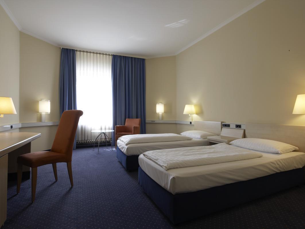 Intercityhotel Stuttgart Szoba fotó