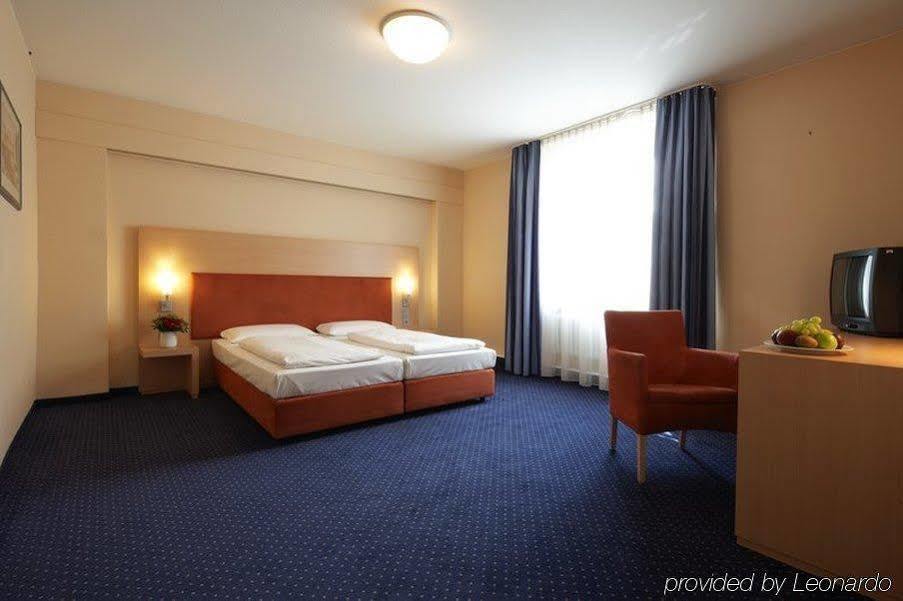 Intercityhotel Stuttgart Kültér fotó