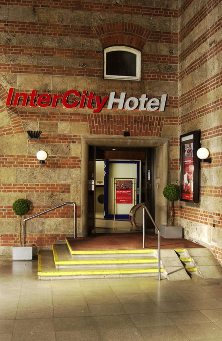 Intercityhotel Stuttgart Kültér fotó